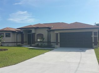 16 Clubhouse Rd, Rotonda West, FL 33947