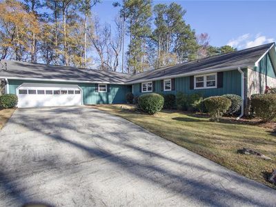 225 Devilla Ct, Atlanta, GA, 30349