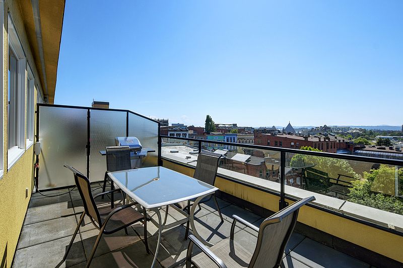 Victoria Apartment for rent - 2 Bedrooms — photo 15