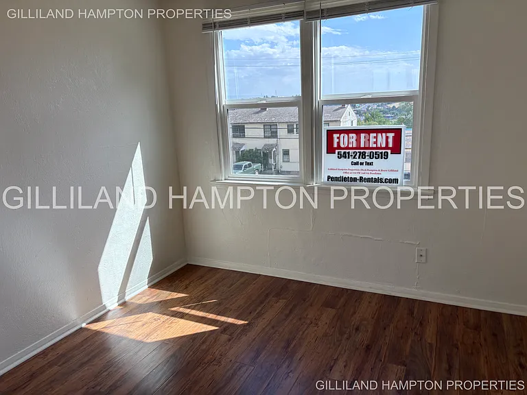 320 NW 15th St #320 — Photo 37