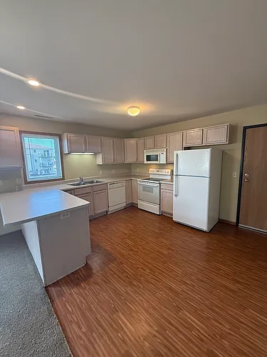 1919 Haughton Ave #202 Photo 1