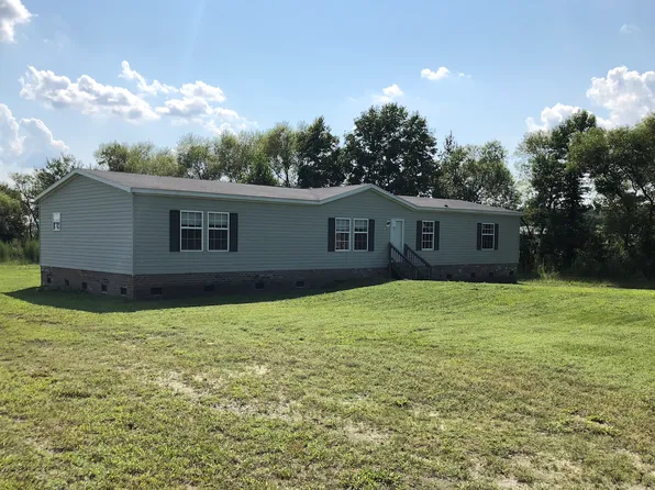 2958 S State Highway 50, Beulaville, NC 28518