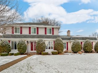 1721 Wakeman Ave, Wheaton, IL 60187