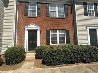 9530 Drains Bay Ct, Charlotte, NC 28214