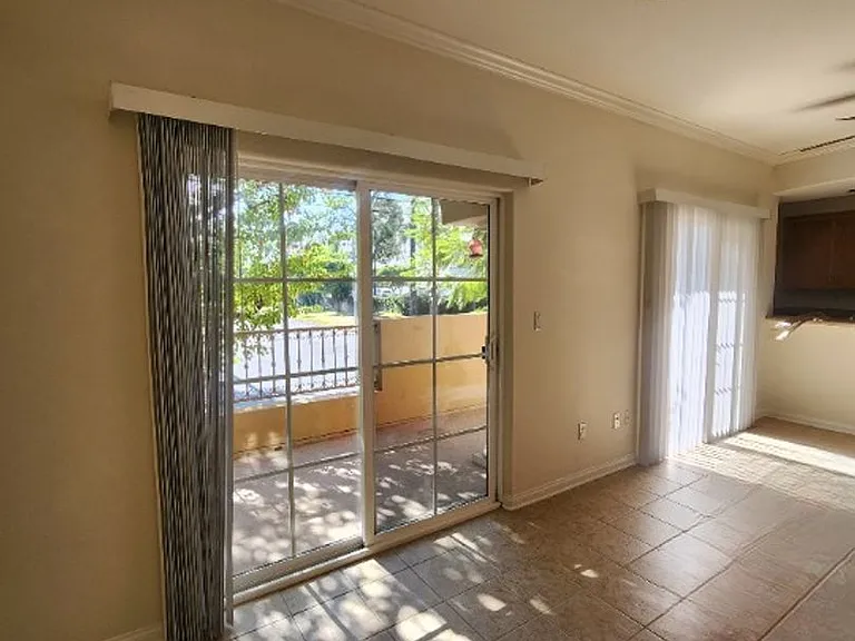 4735 Gloria Ave #5 — Photo 6