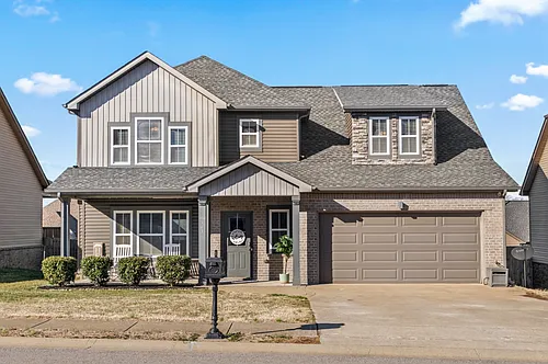 1343 Golden Eagle Way Photo 1