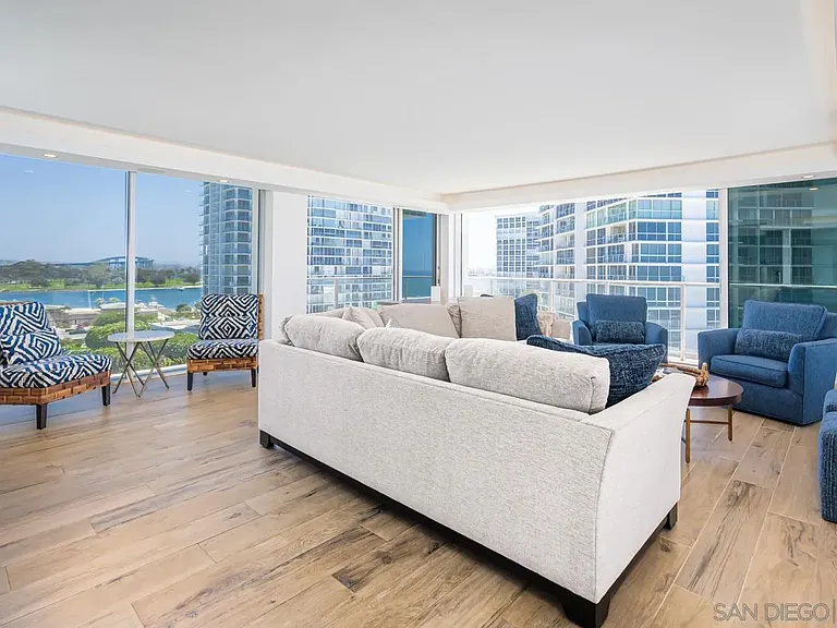 1760 Avenida Del Mundo #609 — Photo 3