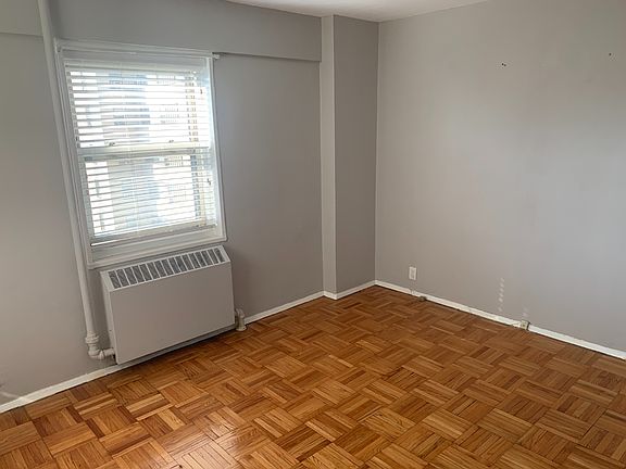 4th image of 4 Fordham Hill Oval Floor 15G-15