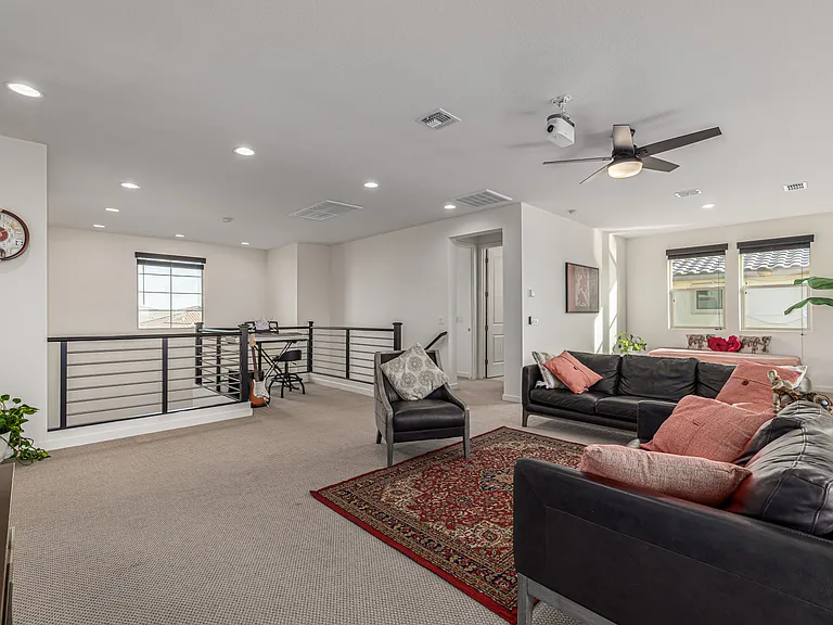 22112 N 59th Pl — Photo 28