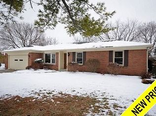 14 Southway Pl, Greenwood, IN 46142