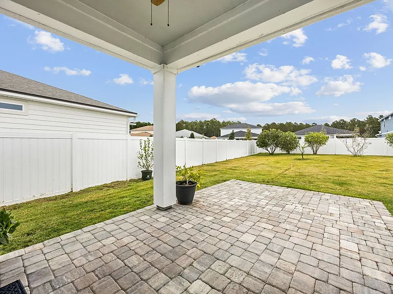 368 Muhly Grass St — Photo 32
