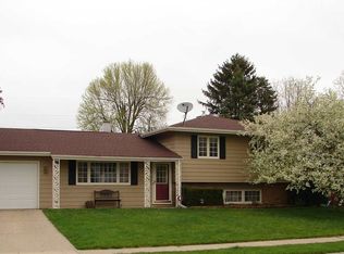 2309 Ribourde Dr, South Bend, IN 46628