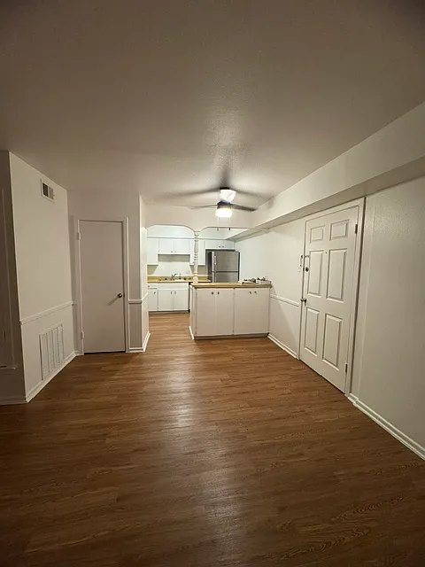 2 bed, 886 sqft, $1,000 — Photo 3