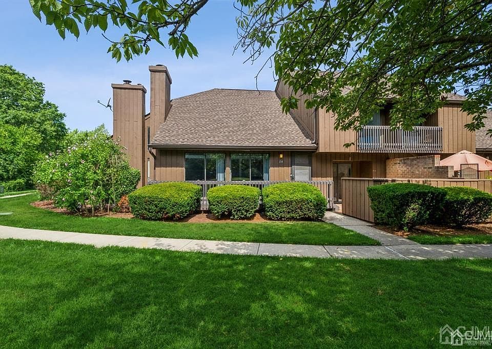 1st image of 154 Kingsberry Dr