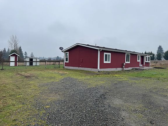 2nd image of 16840 Flume Rd SE
