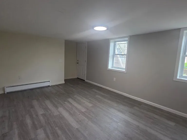 113 Morris St #1 — Photo 7