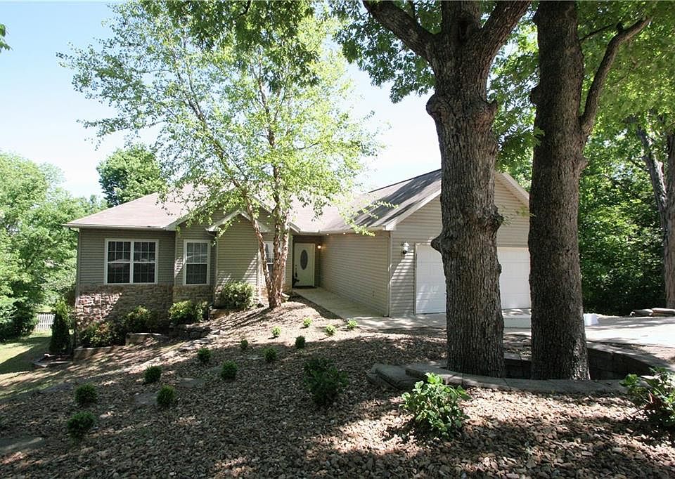 1st image of 3078 E Whippoorwill Ln