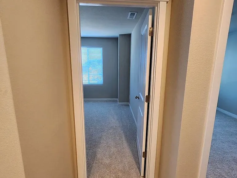 5333 NW Torchcrest Pl — Photo 14