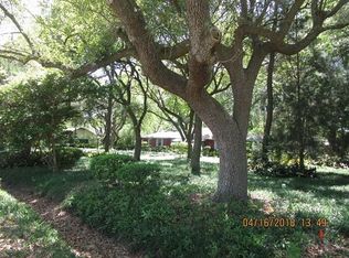 716 Perla Rd, Pasadena, TX 77502