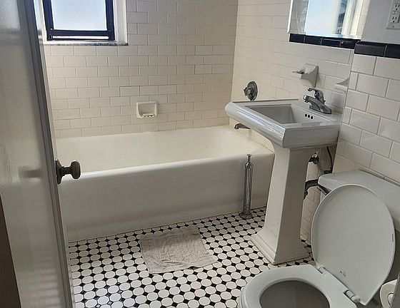 4th image of 140 W 86th St APT 8C