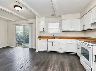 6001 Heath Valley Rd, Charlotte, NC 28210