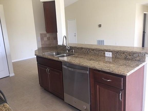 3rd image of 2853 N Lockwood Meadows Ct
