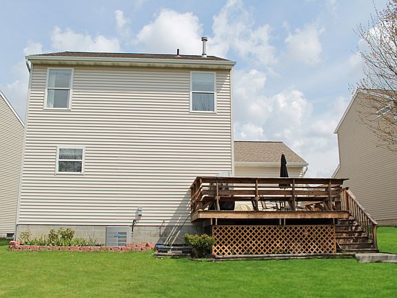 3rd image of 1178 Oxford Cir