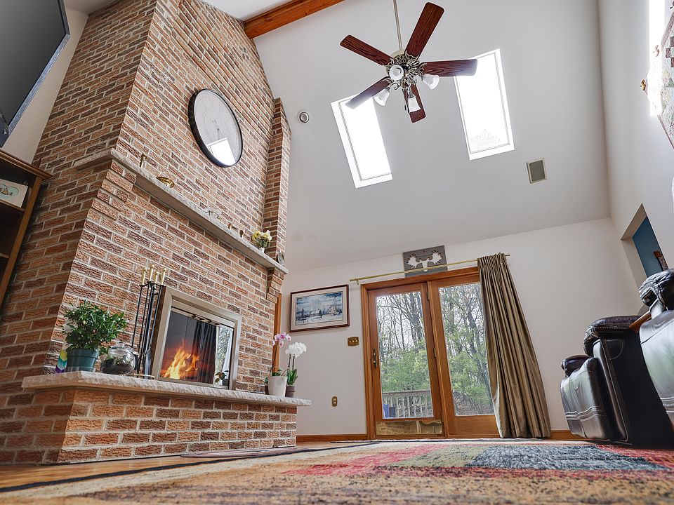 153 Erica Dr, Saylorsburg, PA 18353 | Zillow 153 Erica Dr, Saylorsburg, PA 18353 | Zillow