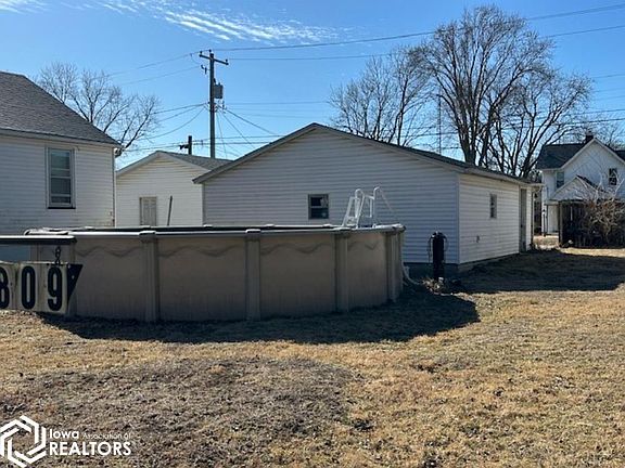 2nd image of 1809 S 15th St