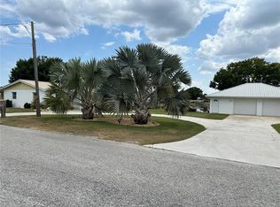 1432 Lake Dr W, Okeechobee, FL 34974