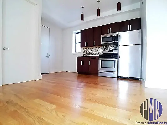 Rented by Premier Metro Realty Corp | media 13