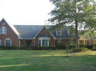 1850 N Reid Hooker, Eads, TN 38028
