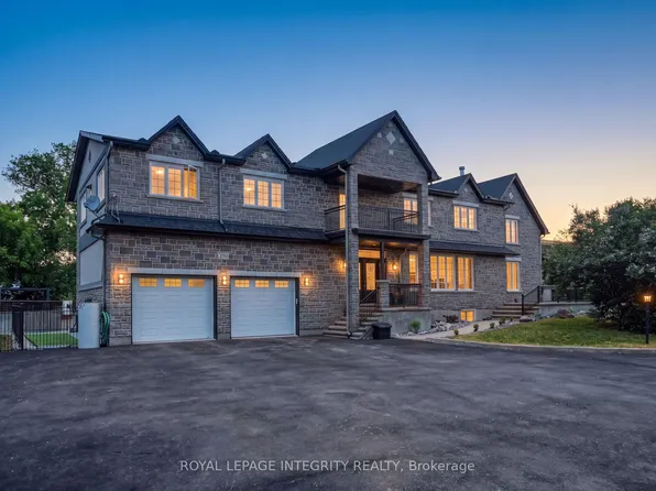 2754 Eagleson Rd, Ottawa, ON K2S 1B8
