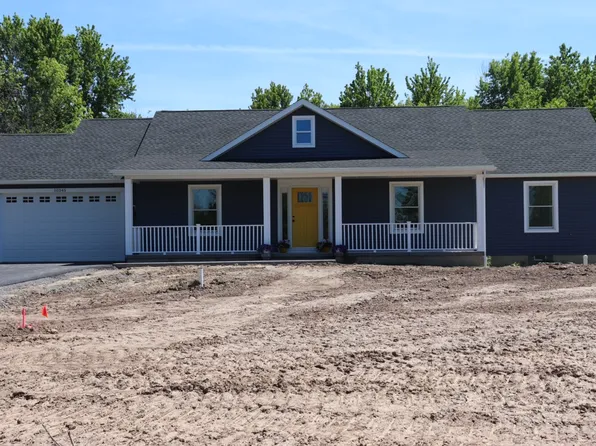 10345 Rapids Rd, Clarence Center, NY 14032