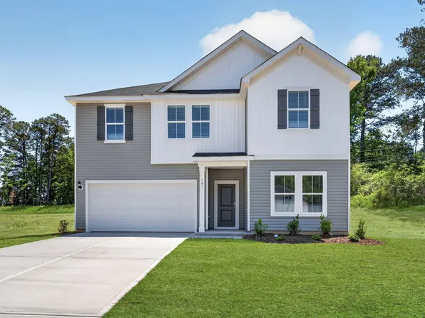 141 Muscovy Dr, Four Oaks, NC 27524