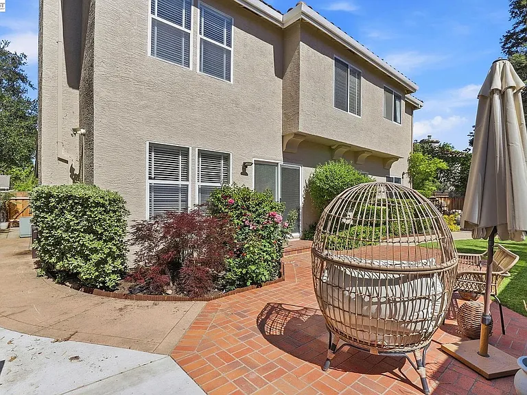 780 Avante Pl — Photo 41
