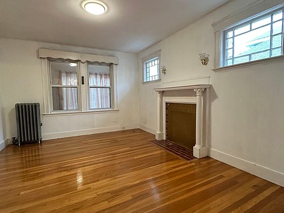 4th image of 301 Atlantic St #2F