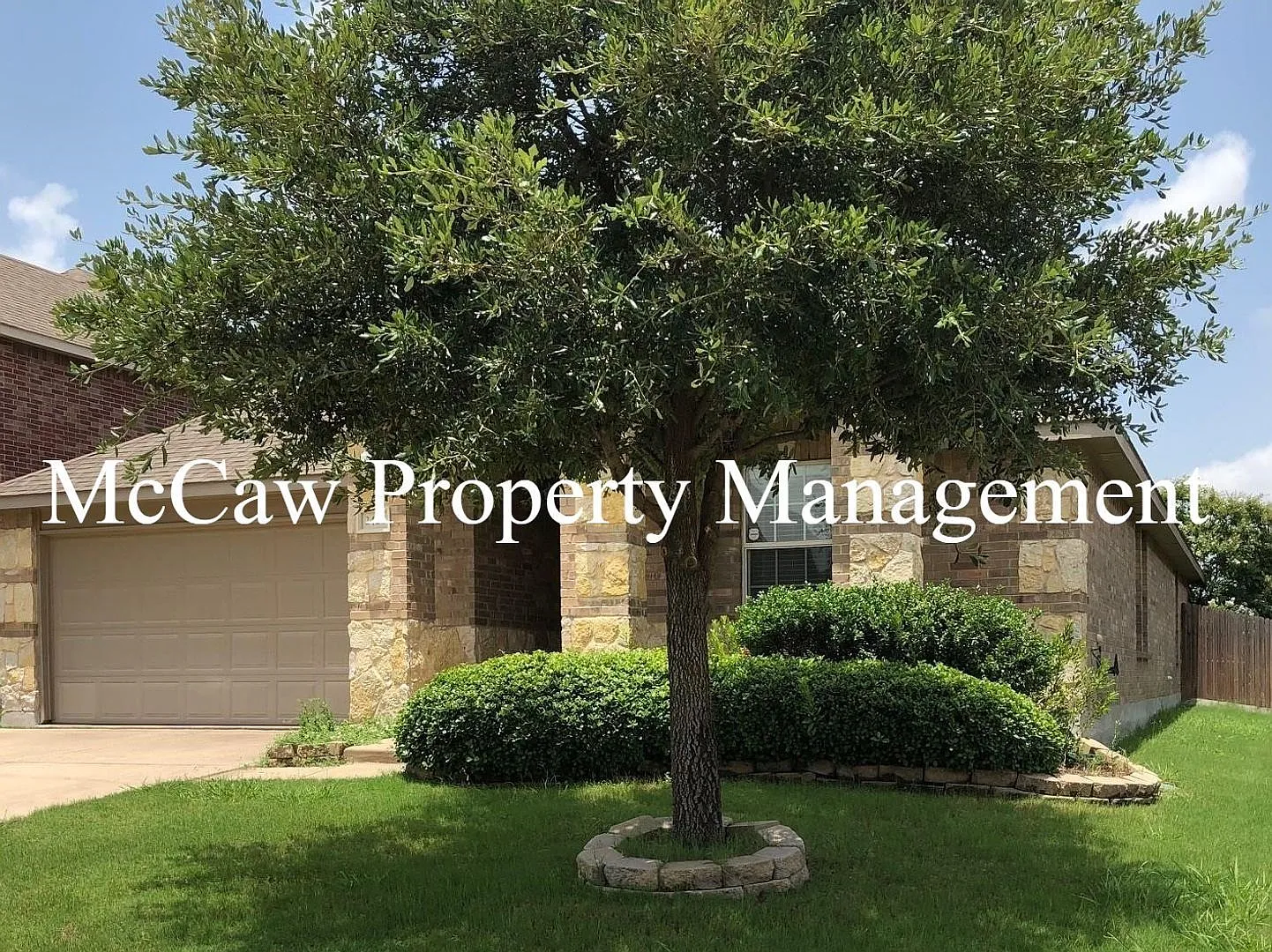 4 bed, 2.0 bath, 2080 sqft, $2,500 — Photo 2