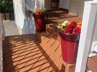 2180 Harpoon Dr, Stafford, VA 22554