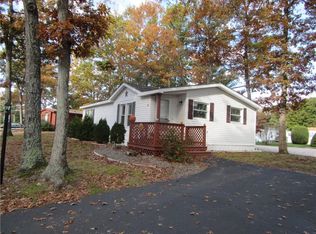 50 Lear Dr, Coventry, RI 02816
