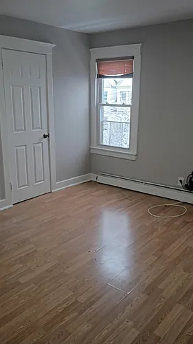 167 S 11th St #3 Photo 1