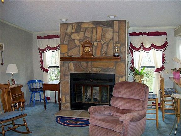 2nd image of 1512 Buck Creek Dr