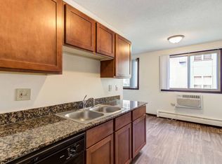 Eastside 1276, Saint Paul, MN 55106