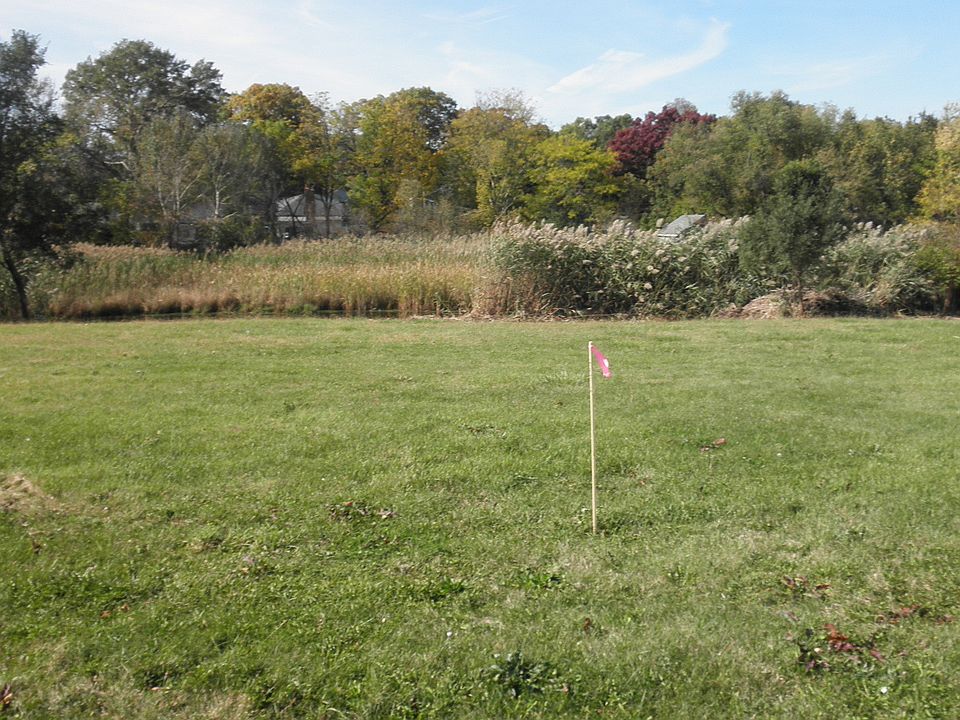 1st image of 775 Peninsula Dr