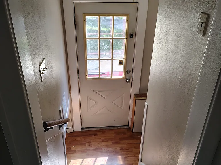 4342 Willys Pkwy — Photo 20