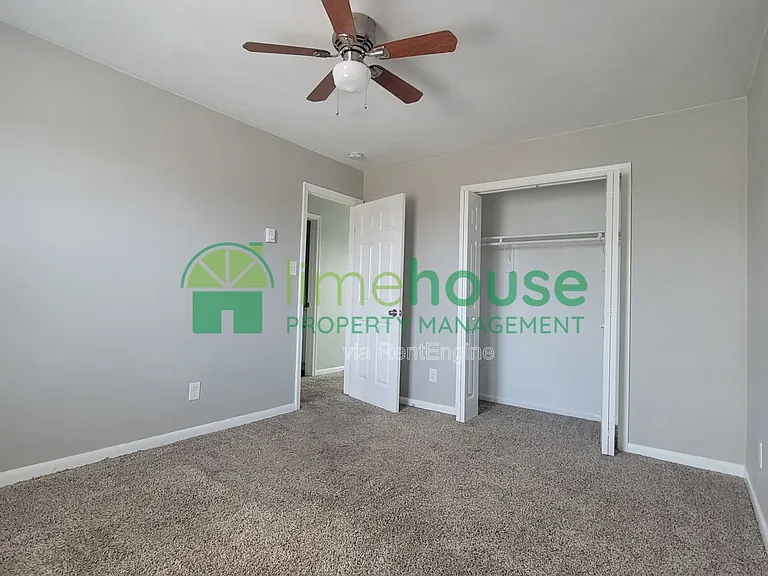 4314 Dunning Rd #4 — Photo 8