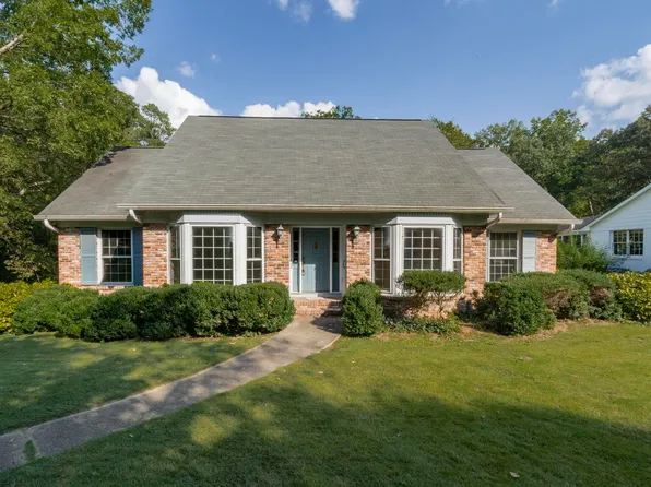 3453 Sagewood Trl, Vestavia, AL 35243