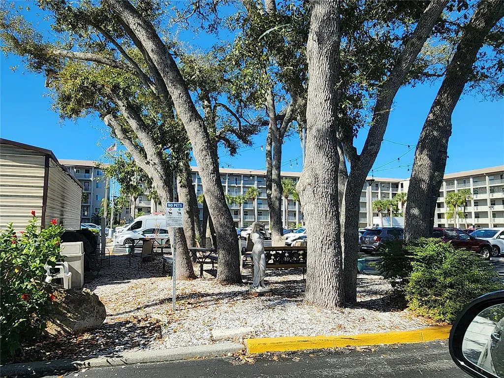 2 bed, 2.0 bath, 1144 sqft, $1,250 — Photo 2