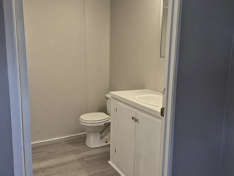 901 Massachusetts Ave #105 — Photo 8