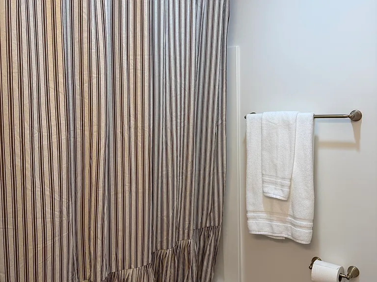 13949 Beavercreek Rd #114 — Photo 23